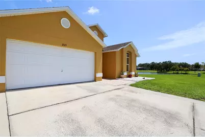 2169 Remington Pointe Boulevard, Kissimmee, FL 34743 - Photo 8