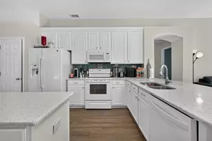 264 Laurel Ridge Pass, Davenport, FL 33897 - Photo 8
