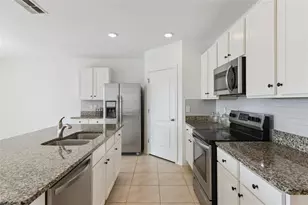 2487 White Lilly Dr, Kissimmee, FL 34747 - Photo 6