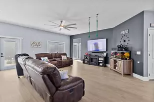 10603 Sunrise Terrace Dr, Orlando, FL 32825 - Photo 16