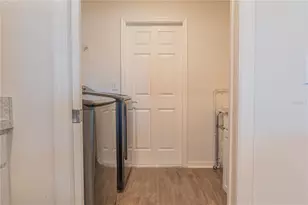 909 Montgomery Ln, Polk City, FL 33868 - Photo 12