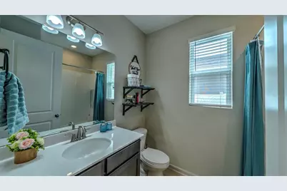 1228 Mattie Pointe Boulevard, Auburndale, FL 33823 - Photo 10