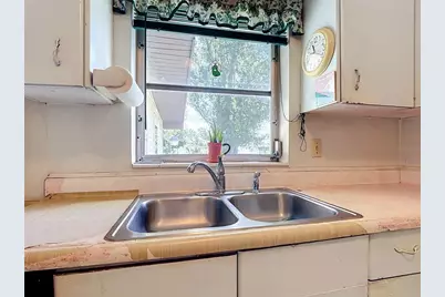 220 Pinehurst Dr, Auburndale, FL 33823 - Photo 16