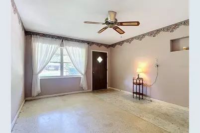 220 Pinehurst Dr, Auburndale, FL 33823 - Photo 10