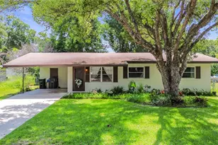 220 Pinehurst Dr, Auburndale, FL 33823 - Photo 2