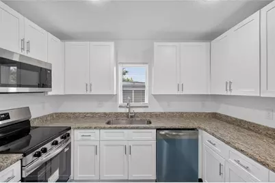 728 Henry St, Auburndale, FL 33823 - Photo 14