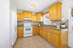 5681 Tulip Ave, Orlando, FL 32839 - Photo 8