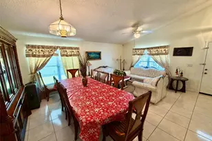 2319 Lily Pad Ln, Kissimmee, FL 34743 - Photo 6