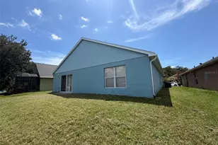 2319 Lily Pad Ln, Kissimmee, FL 34743 - Photo 36