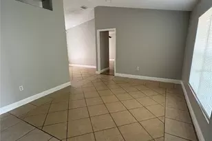 305 Colonade Ct, Kissimmee, FL 34758 - Photo 4