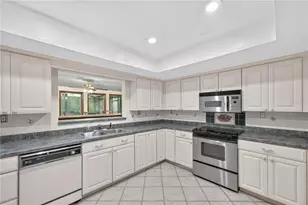 3385 Woodberry Ct, Kissimmee, FL 34746 - Photo 8