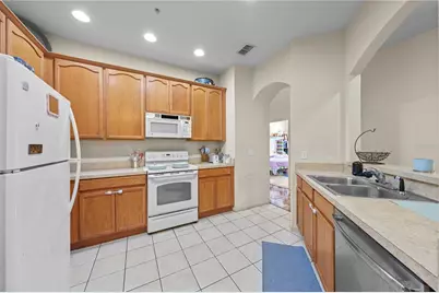 3341 Whitestone Circle #203, Kissimmee, FL 34741 - Photo 4