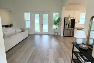 310 W Washington Ave, Lake Helen, FL 32744 - Photo 4
