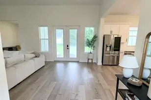 310 W Washington Ave, Lake Helen, FL 32744 - Photo 8