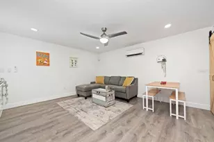 6045 Sage Dr, Orlando, FL 32807 - Photo 18