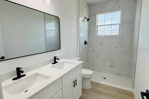 602 Desmoines Ct, Poinciana, FL 34759 - Photo 8