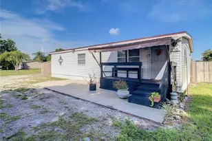 170 Autunm, Saint Cloud, FL 34771 - Photo 1