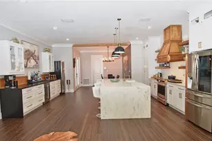 215 S Highland Ave, Winter Garden, FL 34787 - Photo 8