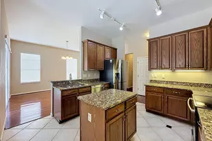 468 Pinewood Dr, Davenport, FL 33896 - Photo 8