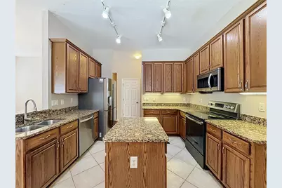 468 Pinewood Dr, Davenport, FL 33896 - Photo 6