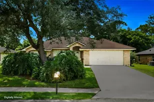 1480 Agatha Dr, Deltona, FL 32725 - Photo 2
