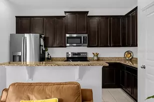 1020 Umbria Ln, Saint Cloud, FL 34771 - Photo 2