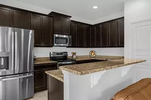 1020 Umbria Ln, Saint Cloud, FL 34771 - Photo 4