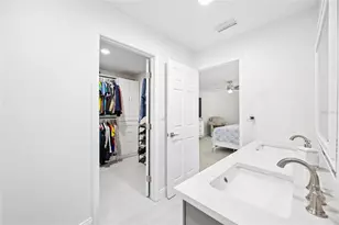 733 Saxby Ave, Orlando, FL 32835 - Photo 14