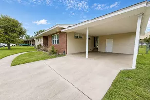409 Montgomery Ave, Lakeland, FL 33801 - Photo 2