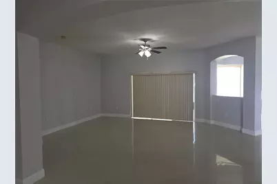 3772 Eagle Isle Circle, Kissimmee, FL 34746 - Photo 10