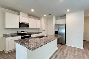 1340 Mirabella Cir, Davenport, FL 33897 - Photo 10