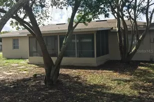 2011 Keyes Ln, Deltona, FL 32738 - Photo 8