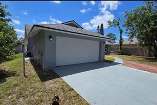 34 Emerson Dr NW, Palm Bay, FL 32907 - Photo 4