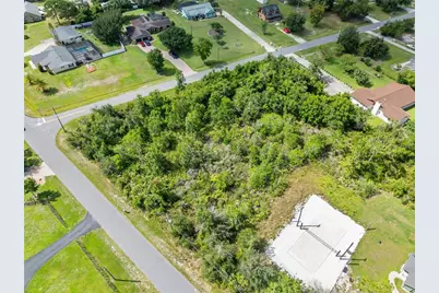 2240 Bronco Dr, Saint Cloud, FL 34771 - Photo 10