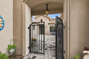 970 San Raphael St, Poinciana, FL 34759 - Photo 4