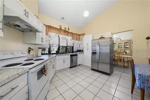307 Colony Ct, Kissimmee, FL 34758 - Photo 6