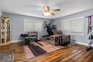 7229 Ashland Dr, Zephyrhills, FL 33540 - Photo 18