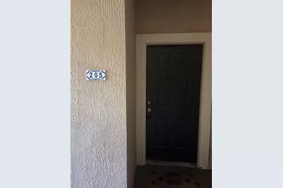 5566 Metrowest Boulevard #2-205, Orlando, FL 32811 - Photo 2