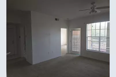 5566 Metrowest Boulevard #2-205, Orlando, FL 32811 - Photo 4