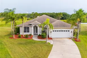 13644 Dornoch Dr, Orlando, FL 32828 - Photo 2