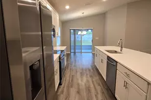 1352 Mountain Flower Ln, Davenport, FL 33837 - Photo 6