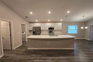 1352 Mountain Flower Ln, Davenport, FL 33837 - Photo 4