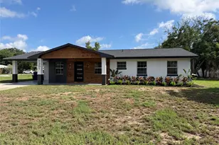 1301 Nichols Dr, Tavares, FL 32778 - Photo 2