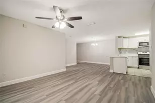 7511 Seurat St, Orlando, FL 32819 - Photo 8