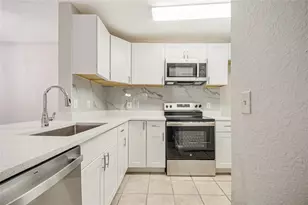 7511 Seurat St, Orlando, FL 32819 - Photo 10