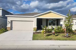997 Waterfall Blvd, Davenport, FL 33837 - Photo 1