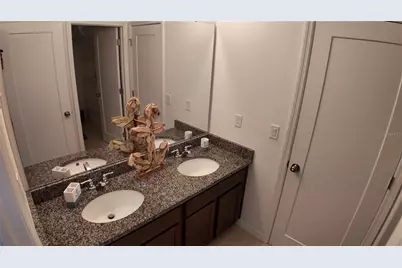 2436 Blowing Breeze Avenue, Kissimmee, FL 34744 - Photo 18
