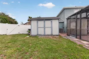 4914 Newton Ct, Saint Cloud, FL 34771 - Photo 6