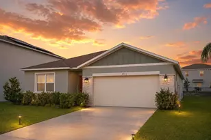 4002 Malawi Trl, Saint Cloud, FL 34772 - Photo 2