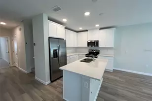 2779 Narcoossee Cmns Wy, Saint Cloud, FL 34771 - Photo 2